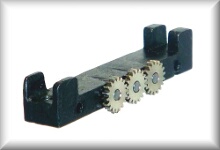 Bogie girder, two-wheel, black, for small engines, zinc cast, price per piece.