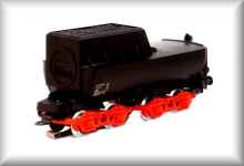 Märklin Tender von einer 3315,nur Tender inkl Schleifer ohne Decoder.
Betriebsnummer 50 3143